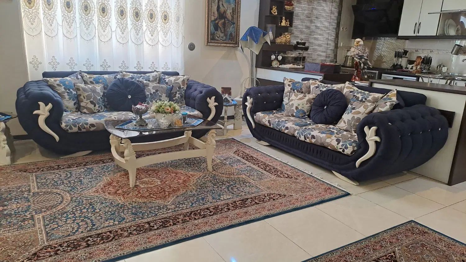 مبل ۷ نفره میز ناهار خوری ۸ نفره ویترین در حد نو|مبلمان خانگی و میز عسلی|ری, حمزه‌آباد|دیوار