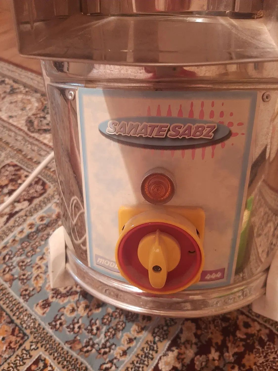 سبزی خرد کن مارک صنعت سبزمدل ۴۴۴|خردکن، آسیاب، غذاساز|تهران, سعادت‌آباد|دیوار