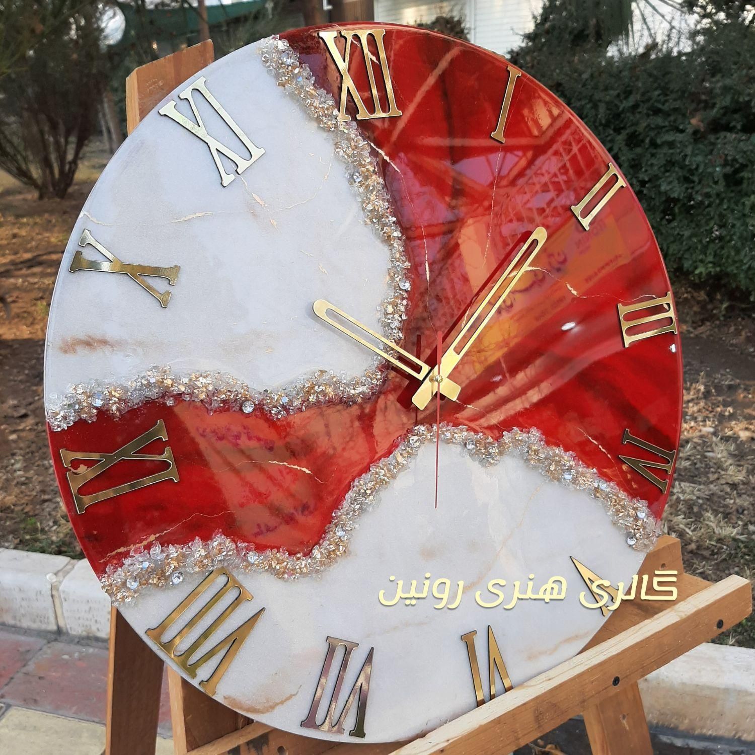 ساعت دیواری جهیزیه طرح قرمز طلایی|ساعت دیواری و تزئینی|تهران, مجیدیه|دیوار