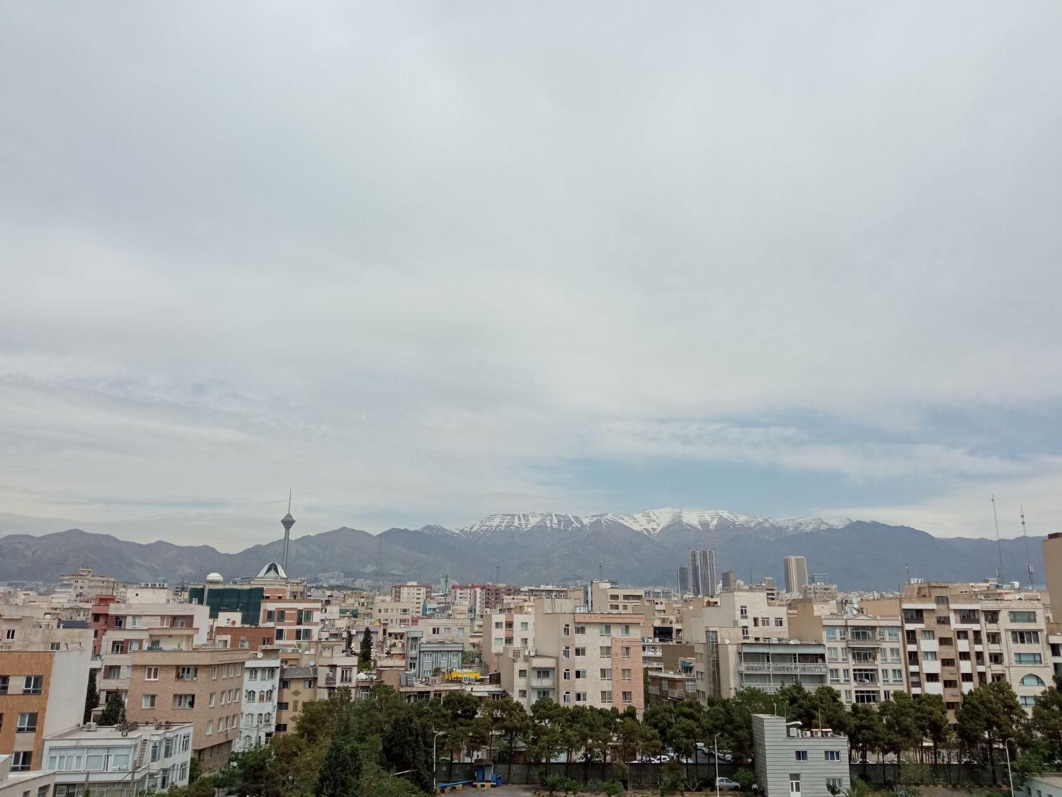 گلها /۱۲۰متر/ با چشم انداز  پارک|اجارهٔ آپارتمان|تهران, فاطمی|دیوار