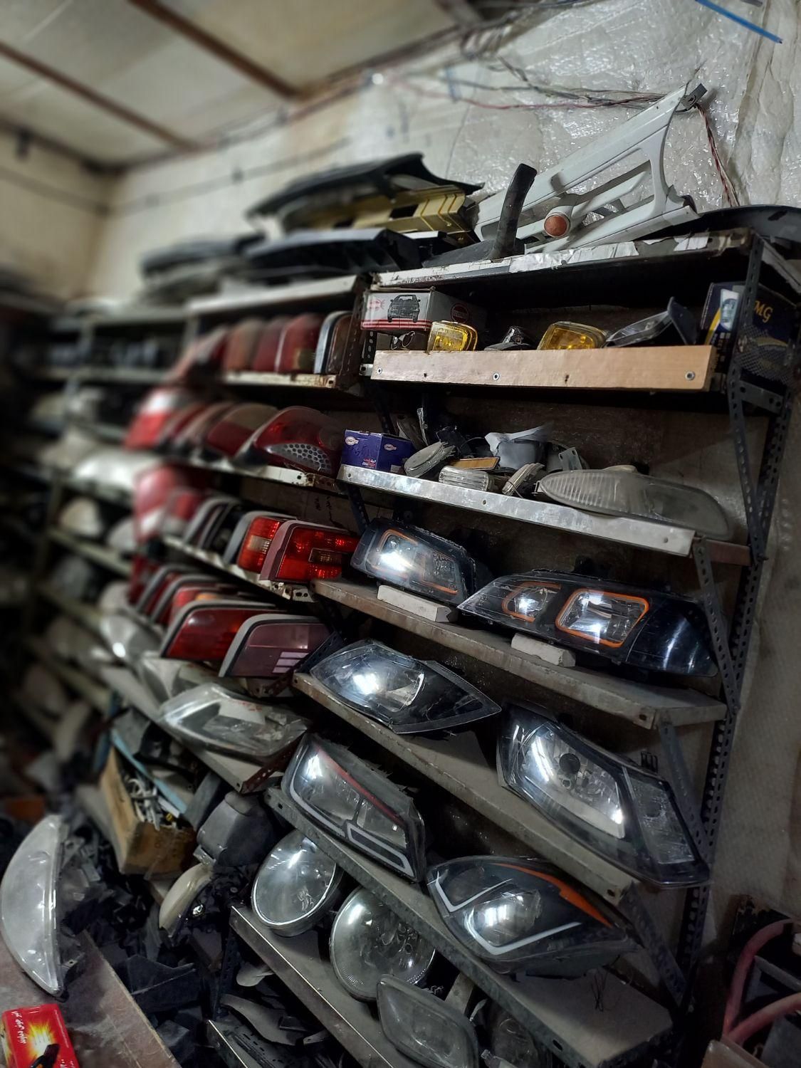 استوک سپر،چراغ،سینی فن،آینه خودرو|قطعات یدکی و لوازم جانبی|یزد, |دیوار