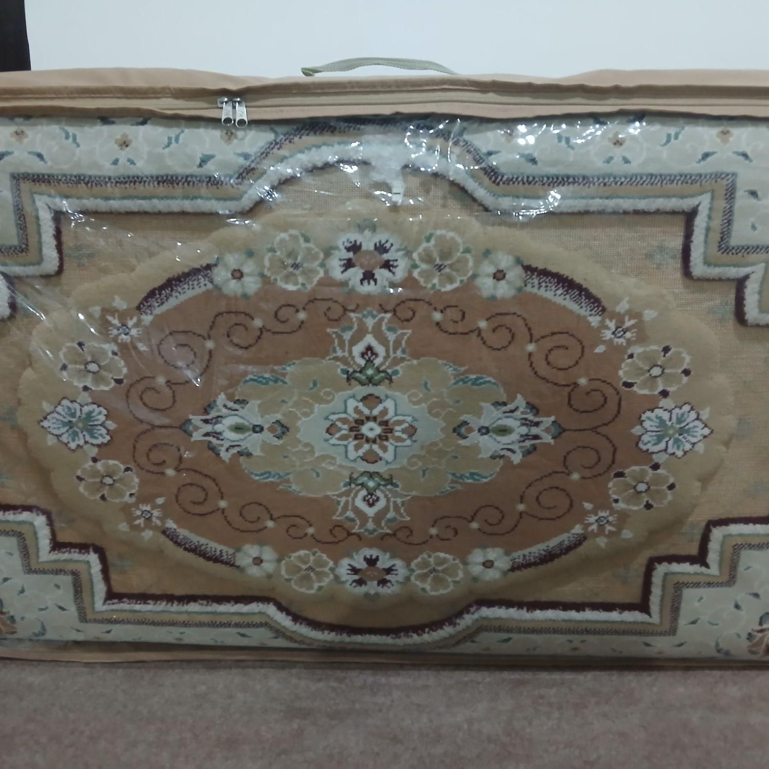 دو عدد پشتی|پشتی|رشت, حافظ آباد|دیوار