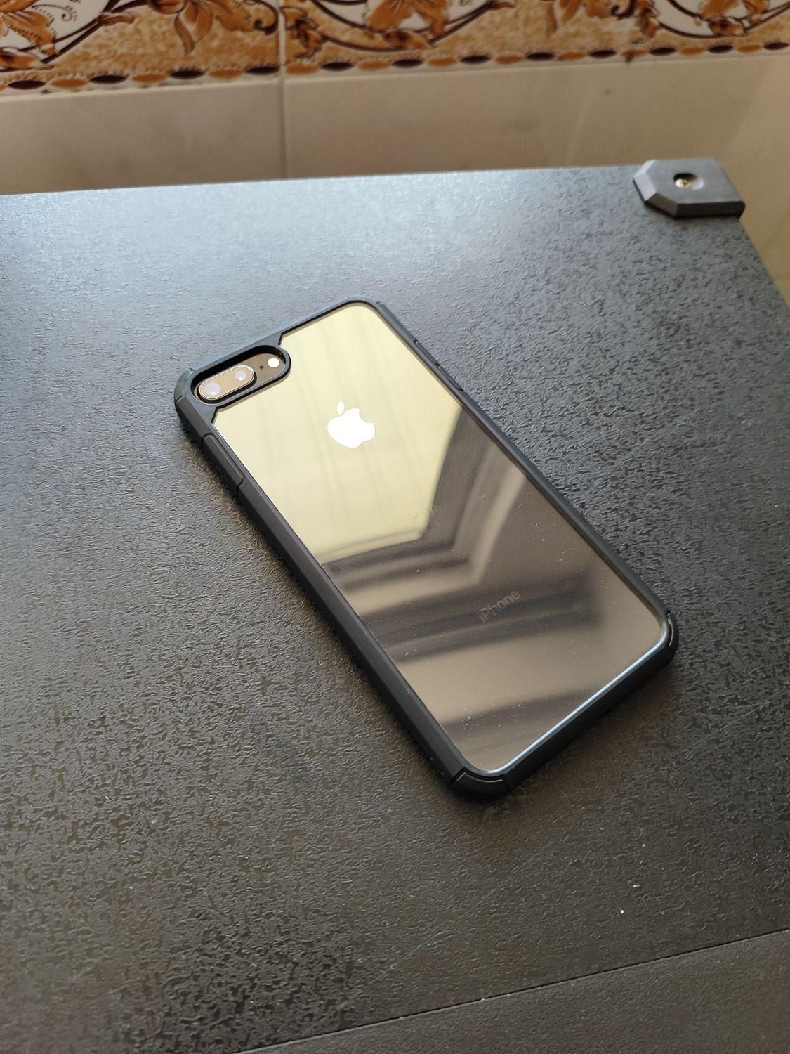 iPhone 8 plus|موبایل|میانه, |دیوار
