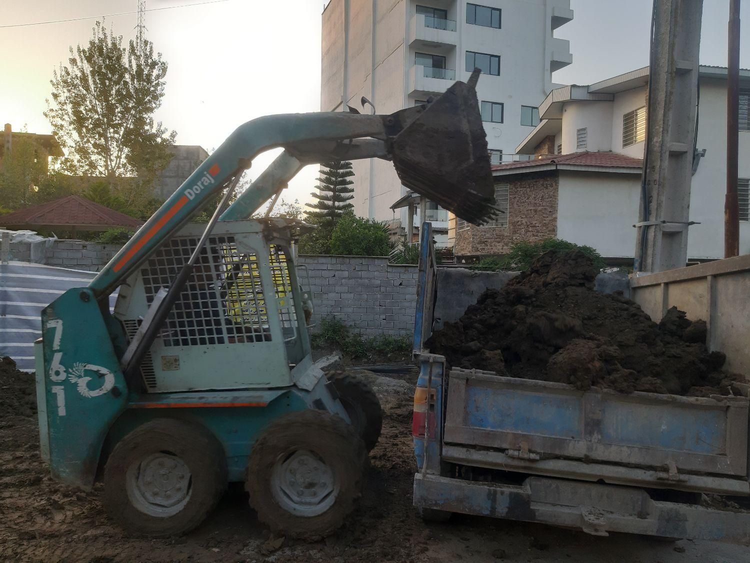 اجاره مینی لودر(بابکت) و مینی بیل|خدمات حمل و نقل|چالوس, |دیوار