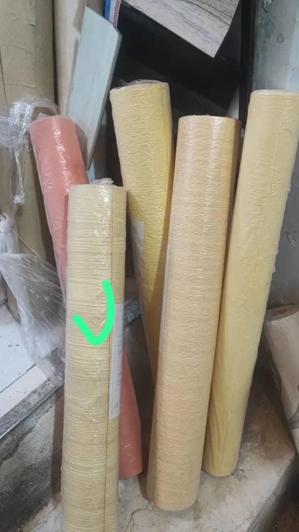 رولی 50ت کاغذ دیواری وکیوم روشن کامل|مصالح و تجهیزات ساختمان|تهران, هاشمی|دیوار