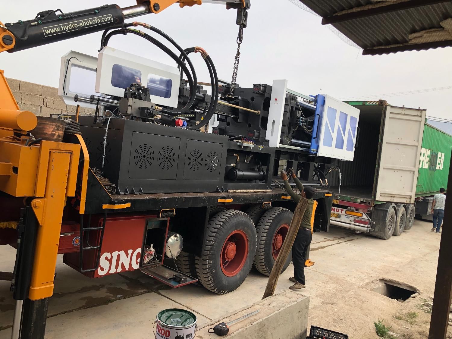 دستگاه تزریق پلاستیک ۵۳۰ تن|ماشینآلات صنعتی|تهران, ونک|دیوار