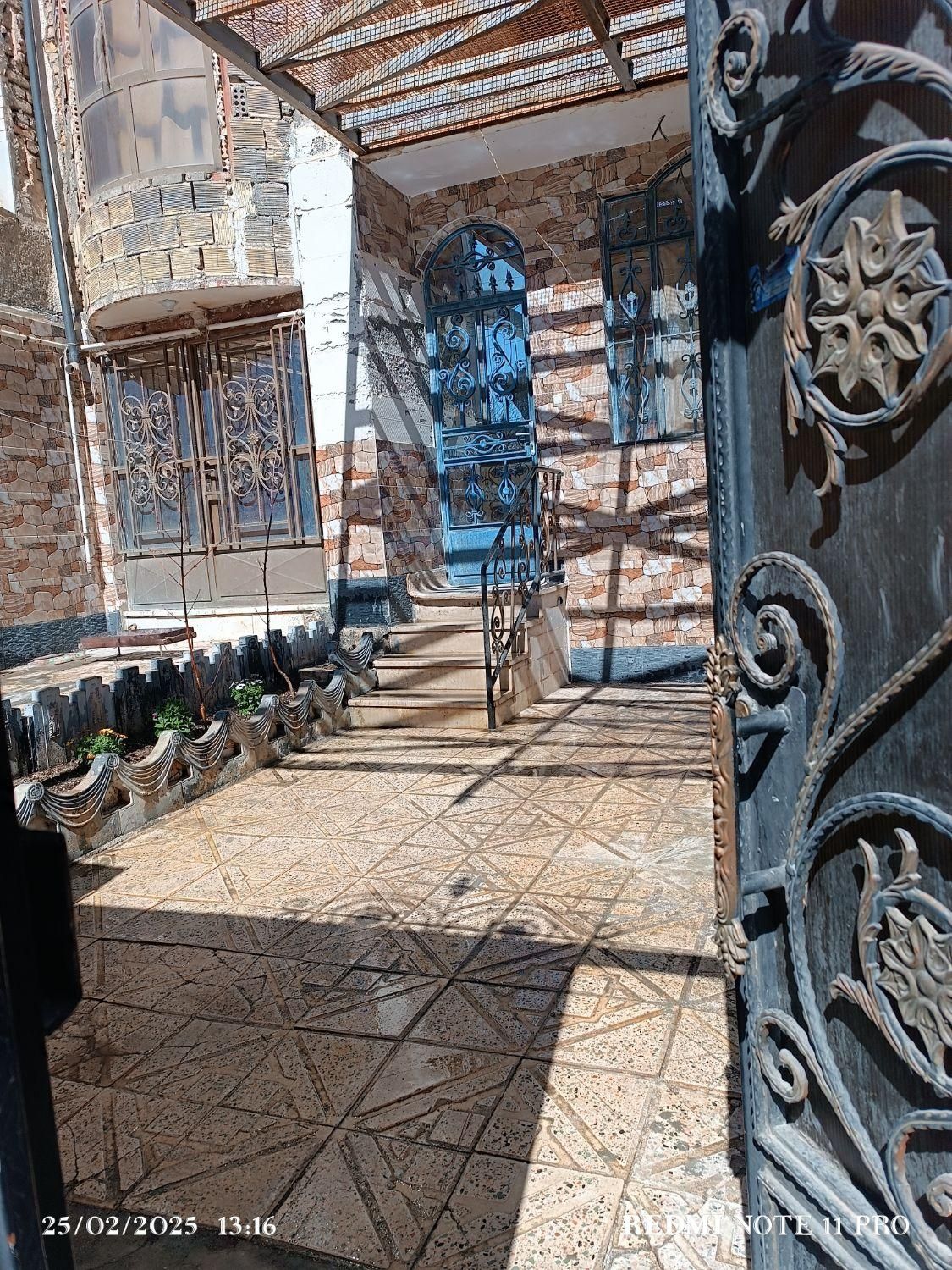 اجاره سویت با پارکینگ|اجارهٔ کوتاه‌مدت آپارتمان و سوئیت|باغ بهادران, |دیوار