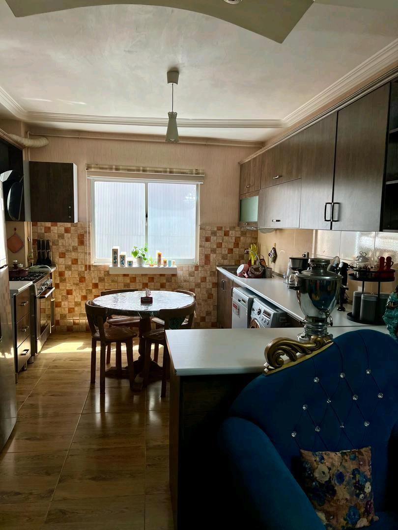 فروش ۹۰ متر ۲ خواب/ فرهنگیان/ پارکینگ اختصاصی|فروش آپارتمان|رشت, رشتیان|دیوار