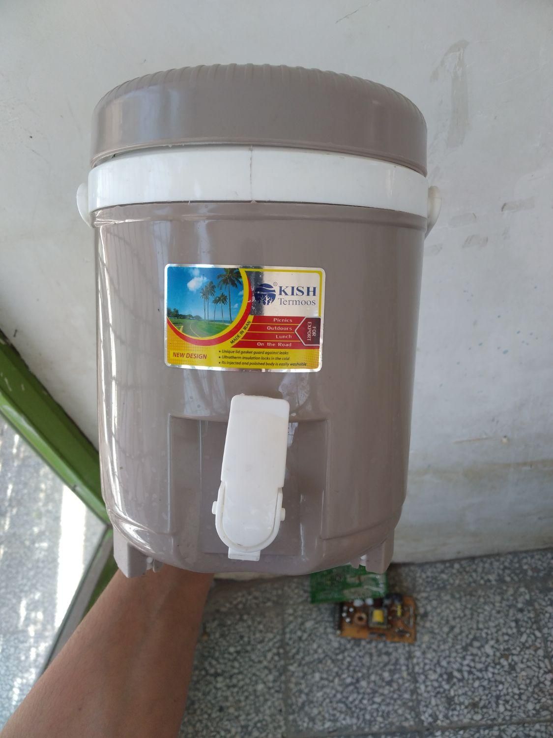 فلاسک آب 4 لیتری نو|ظروف نگهدارنده، پلاستیکی، یکبارمصرف|لنجان, |دیوار