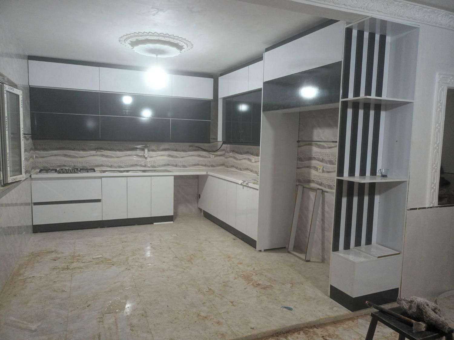 کمددیواری وکابینت. مصنوعات چوبی|جاکفشی، کمد، دراور|کرمانشاه, |دیوار