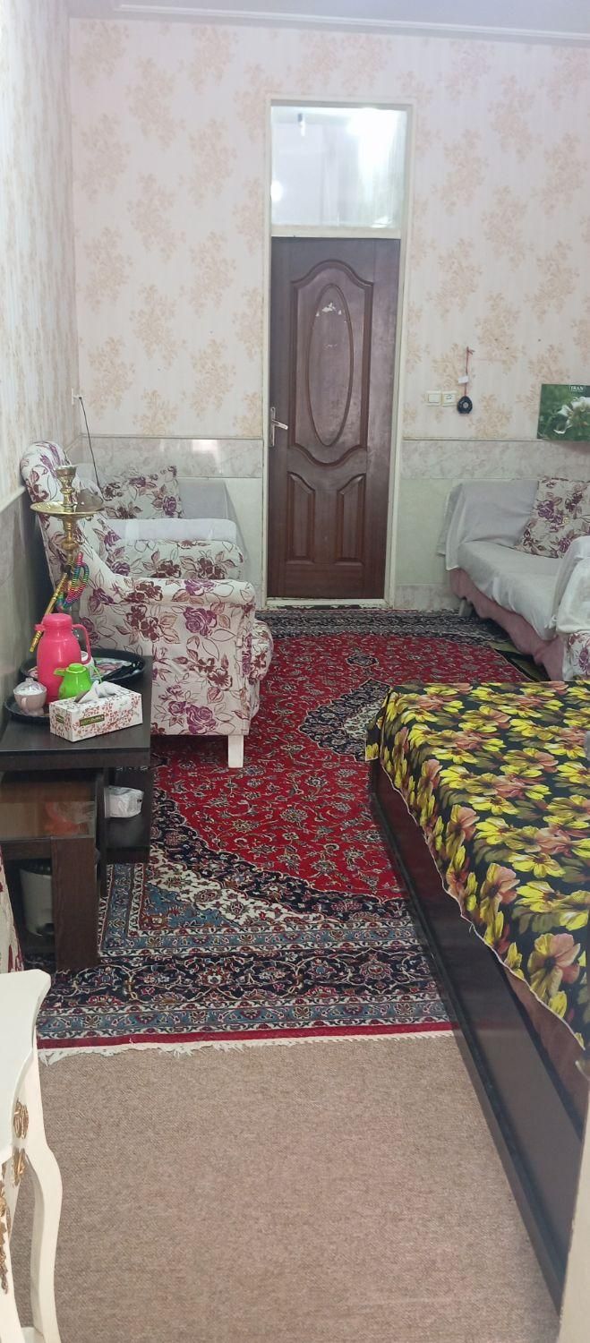 سویت نقلی دربست|اجارهٔ کوتاه‌مدت آپارتمان و سوئیت|قم, حاج زینل|دیوار