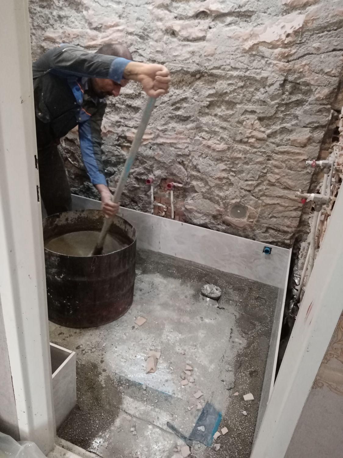 کاشی کار کاشی کاری نصاب سرامیک بازسازی گچکاری|خدمات پیشه و مهارت|تهران, اسکندری|دیوار