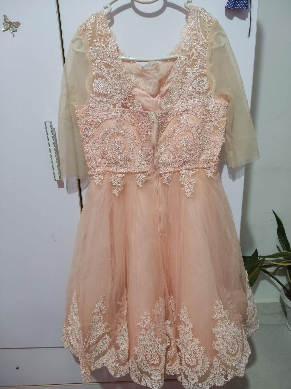 مجلسی عروسکی|لباس|رشت, کوی فکوری|دیوار