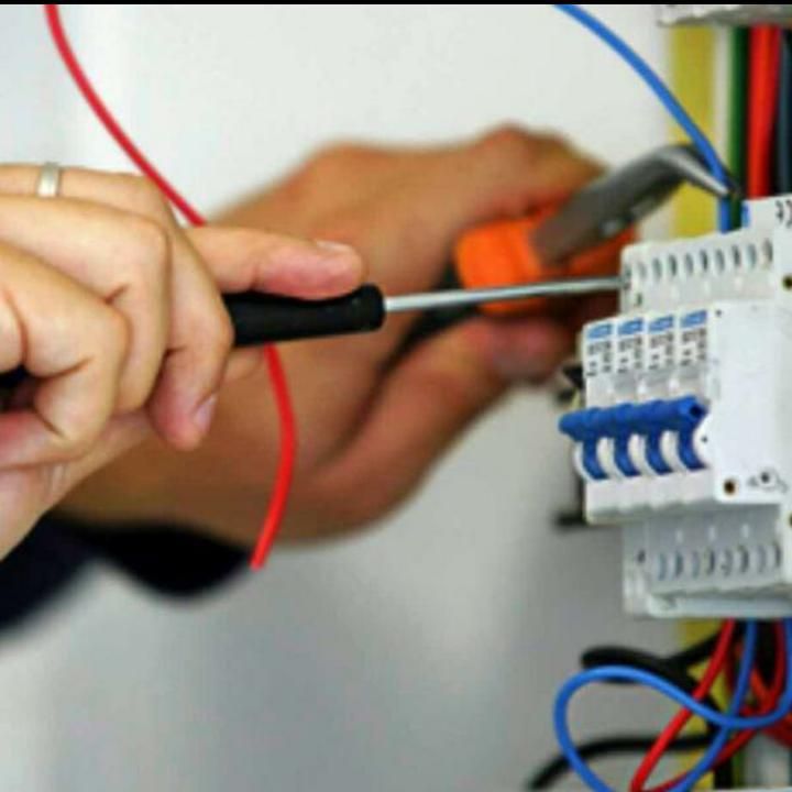 برقکار ساختمان|خدمات پیشه و مهارت|قم, آزادگان|دیوار