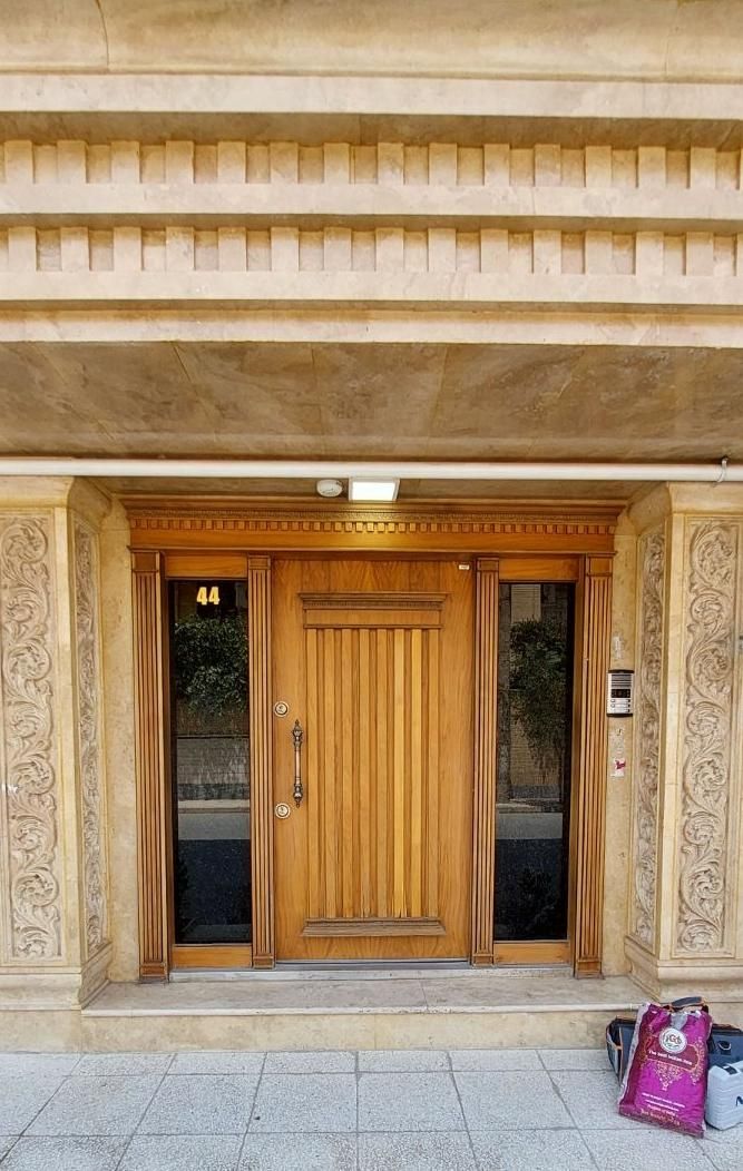 ساخت و فروش درب ضد سرقت،ضد حریق و چوبی|مصالح و تجهیزات ساختمان|شاهینشهر, |دیوار