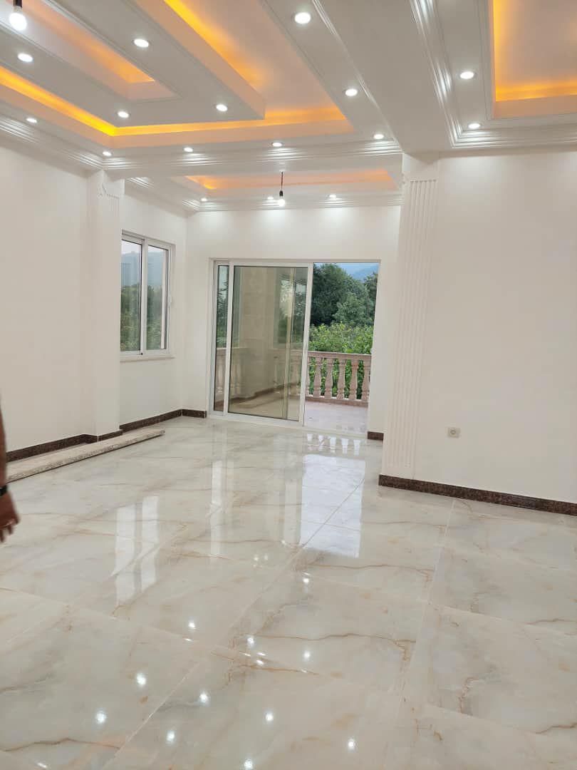 ۳۷۵ متر ویلا بدون واسطه|فروش خانه و ویلا|خرمآباد (تنکابن), |دیوار