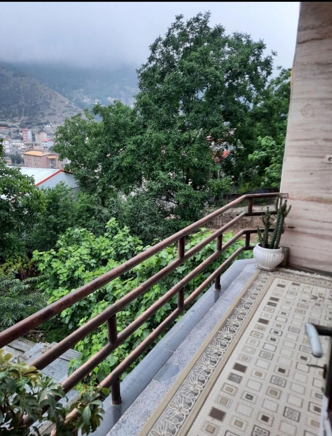 سوییت آپارتمان ۱۱۰ متری تک خواب به همراه پارکینگ|اجارهٔ کوتاه‌مدت آپارتمان و سوئیت|پل سفید, |دیوار