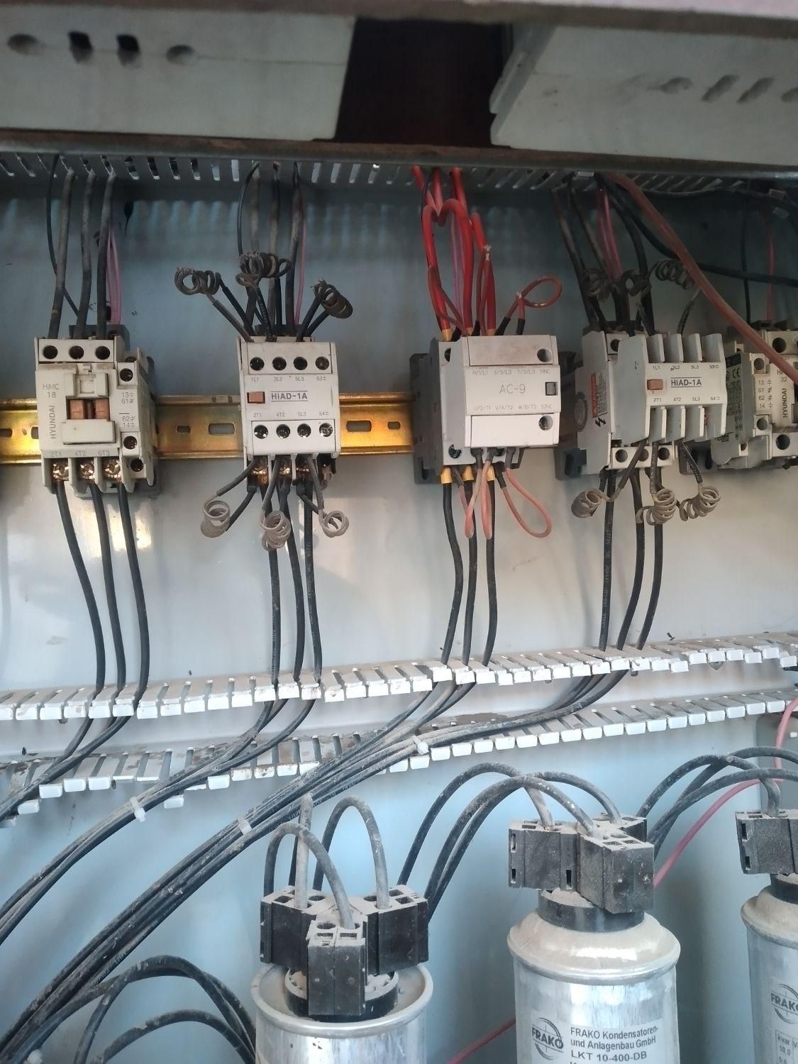 برقکار ساختمانی و صنعتی .آیفون صوتی و تصویری|خدمات پیشه و مهارت|الوند, |دیوار