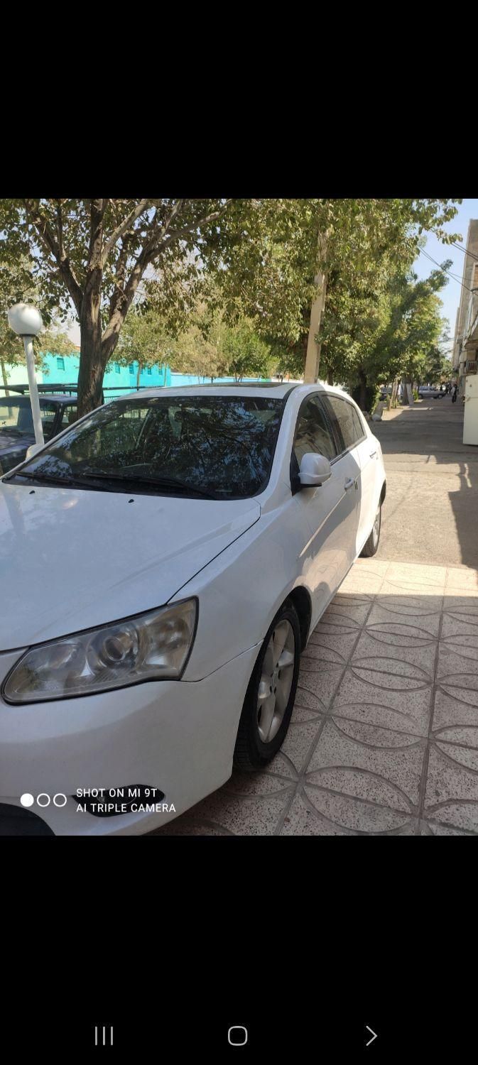 GEely Emgrand RV اتومات ۲۰۱۴|خودرو سواری و وانت|کرج, گوهردشت|دیوار