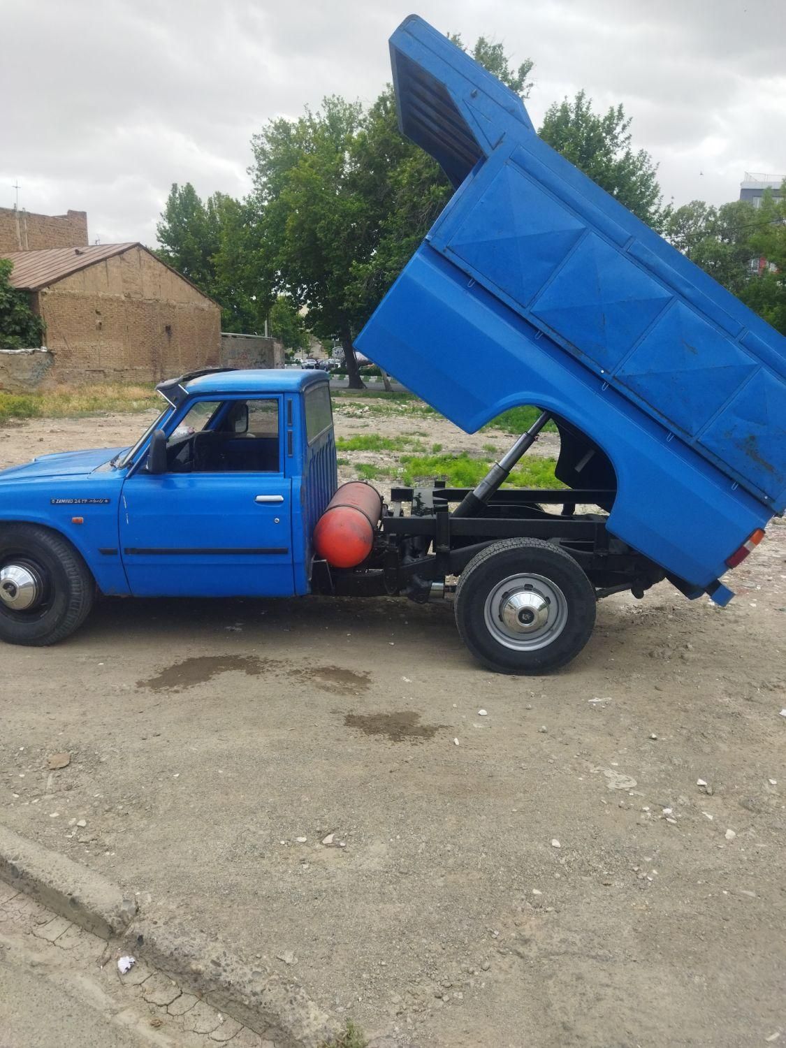 نیسان کمپرسی حمل نخاله وخاکبرداری و شن وماسه و...|خدمات حمل و نقل|ارومیه, |دیوار