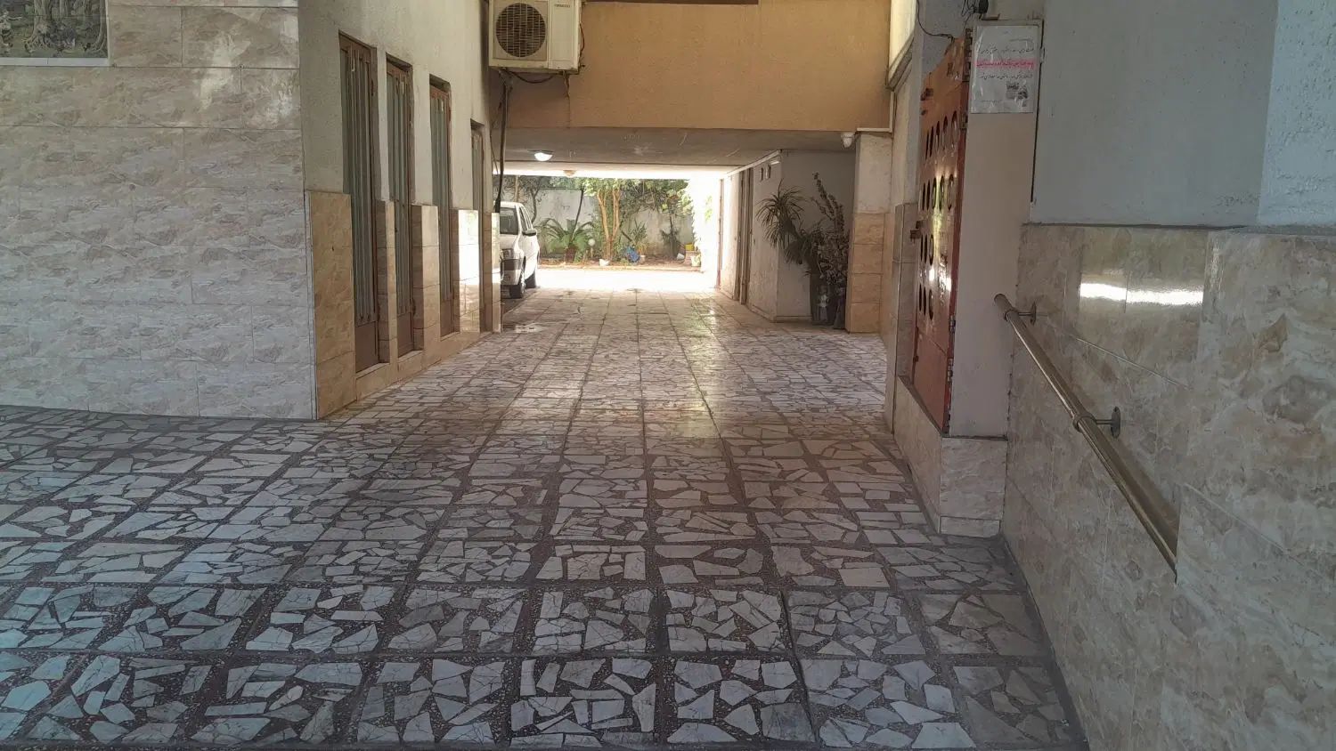 فروش آپارتمان ۹۸ متری ۲ خوابه در لاکانی|فروش آپارتمان|رشت, لاکانی|دیوار