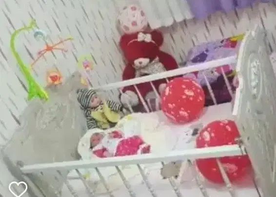 تخت گهواره ای باتشک نو|تخت و صندلی بچه|تهران, یافت‌آباد|دیوار