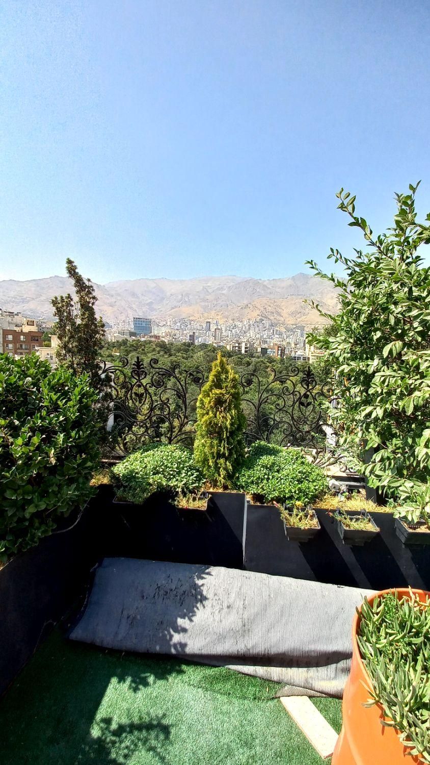 ۱۷۵متر نیاوران/طبقه ۸/ویو شهر و کوهستان|فروش آپارتمان|تهران, نیاوران|دیوار