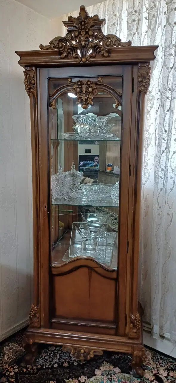 ویترین چوب گردو|بوفه، ویترین، کنسول|کرج, برغان|دیوار