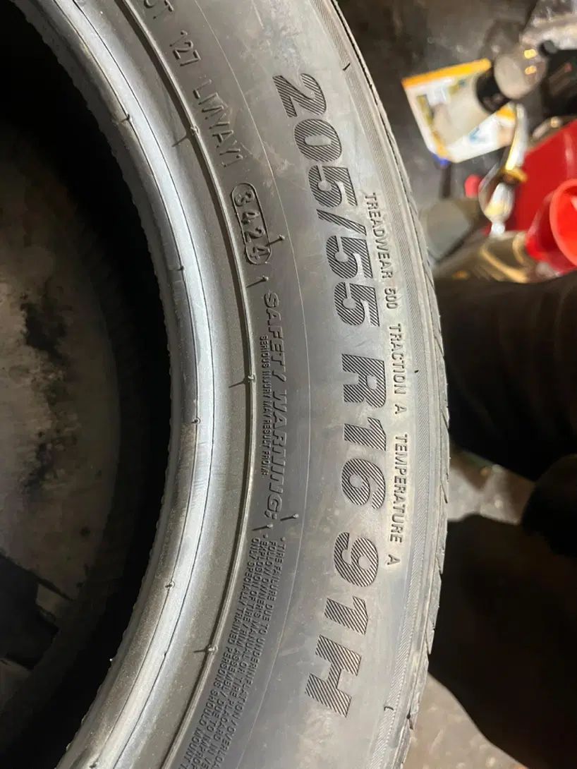 یک حلقه لاستیک کومهو kumho 205 55 16|قطعات یدکی و لوازم جانبی|تهران, درختی|دیوار