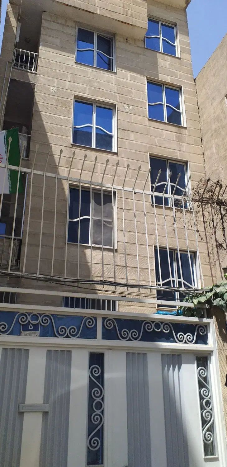 فروش آپارتمان ۶۳ متری ۲ خوابه طبقه ۲ در  ایران|فروش آپارتمان|تهران, آبشار|دیوار