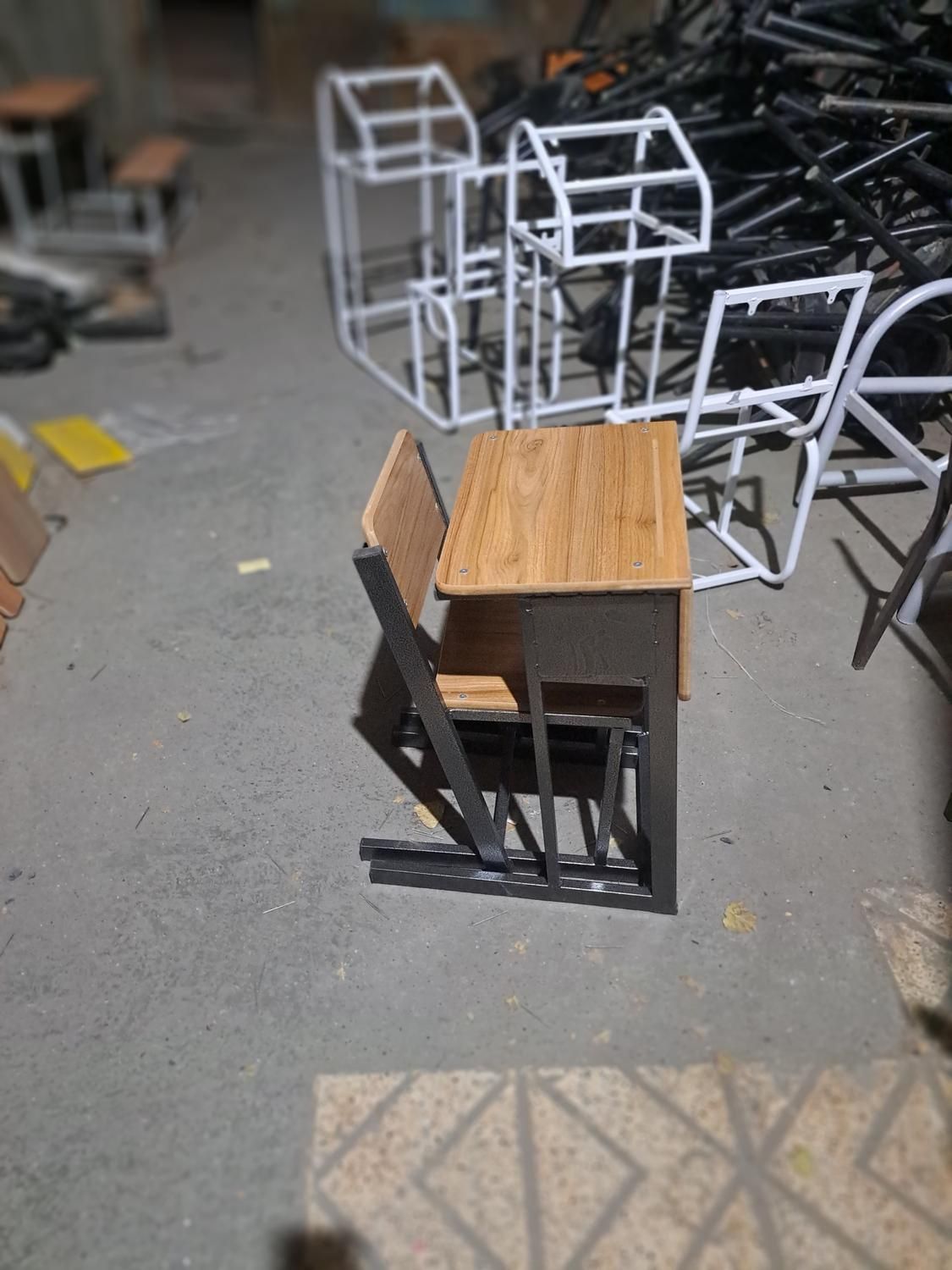 نیمکت تحصیلی منفصل/صندلی تحصیلی|صندلی و نیمکت|مشهد, خواجه ربیع|دیوار