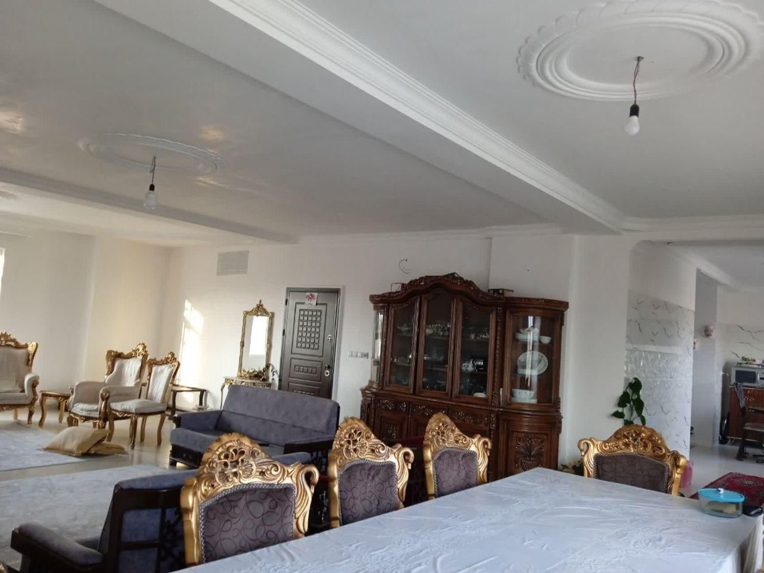 آپارتمان 182 متری در مرکز شهر بهار|فروش آپارتمان|بهار, |دیوار