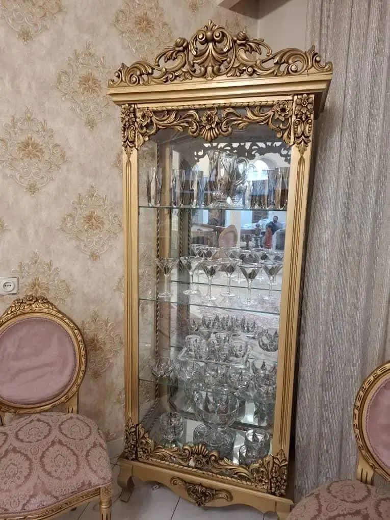 مبل و میزناهارخوری ۸ نفره،ویترین ،فروش فوری|مبلمان خانگی و میز عسلی|تهران, گیشا|دیوار