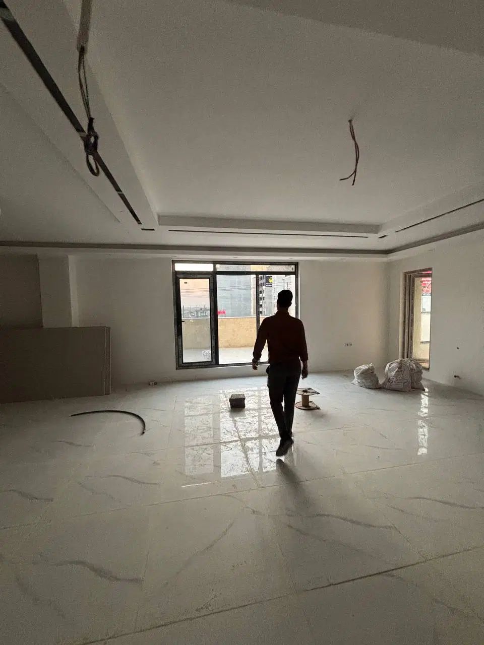 آپارتمان لادن تک واحدی سند تکبرگ پارکینگ سندی)وام(|فروش آپارتمان|اهواز, کیانشهر|دیوار