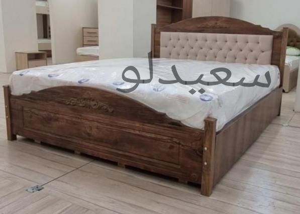 تخت 2نفره لمس خور تمام mdfشرکتی|تخت و سرویس خواب|رشت, پیرکلاچای|دیوار