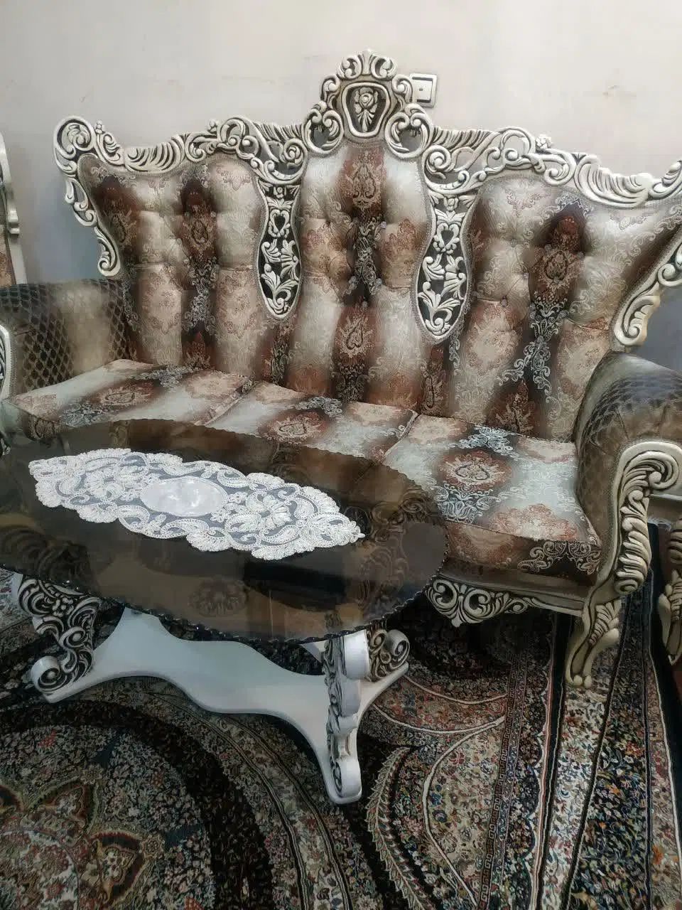 مبل 7نفره سلطنتی و بوفه و نهار خوری ۴ نفره|مبلمان خانگی و میز عسلی|تهران, مشیریه|دیوار