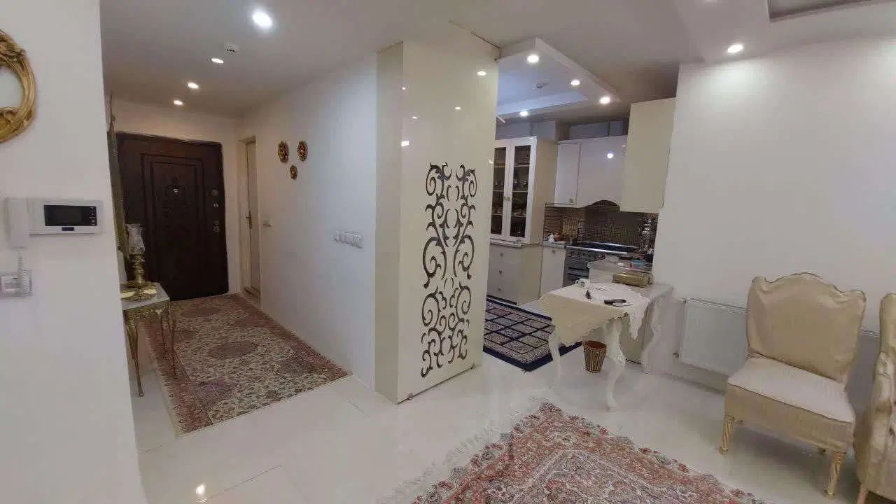 شیک و نوساز/ غرق نور/ خوش نقشه / با اصالت|فروش آپارتمان|مشهد, کارگران|دیوار