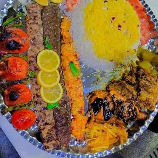 اشپز ،تخته کار ..کارگر ساده|استخدام خدمات فروشگاه و رستوران|تهران, سعیدآباد|دیوار