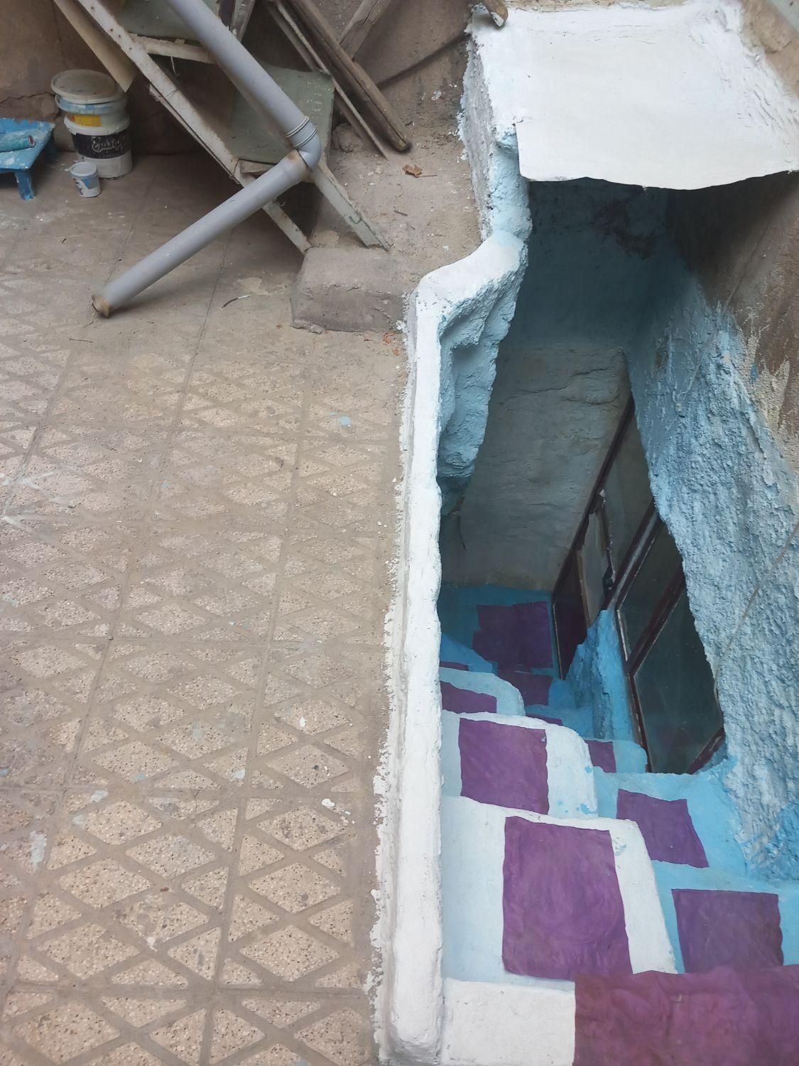 جیحون یک واحد۱۴متری دارای پارک موتور طبقه زیرهمکف