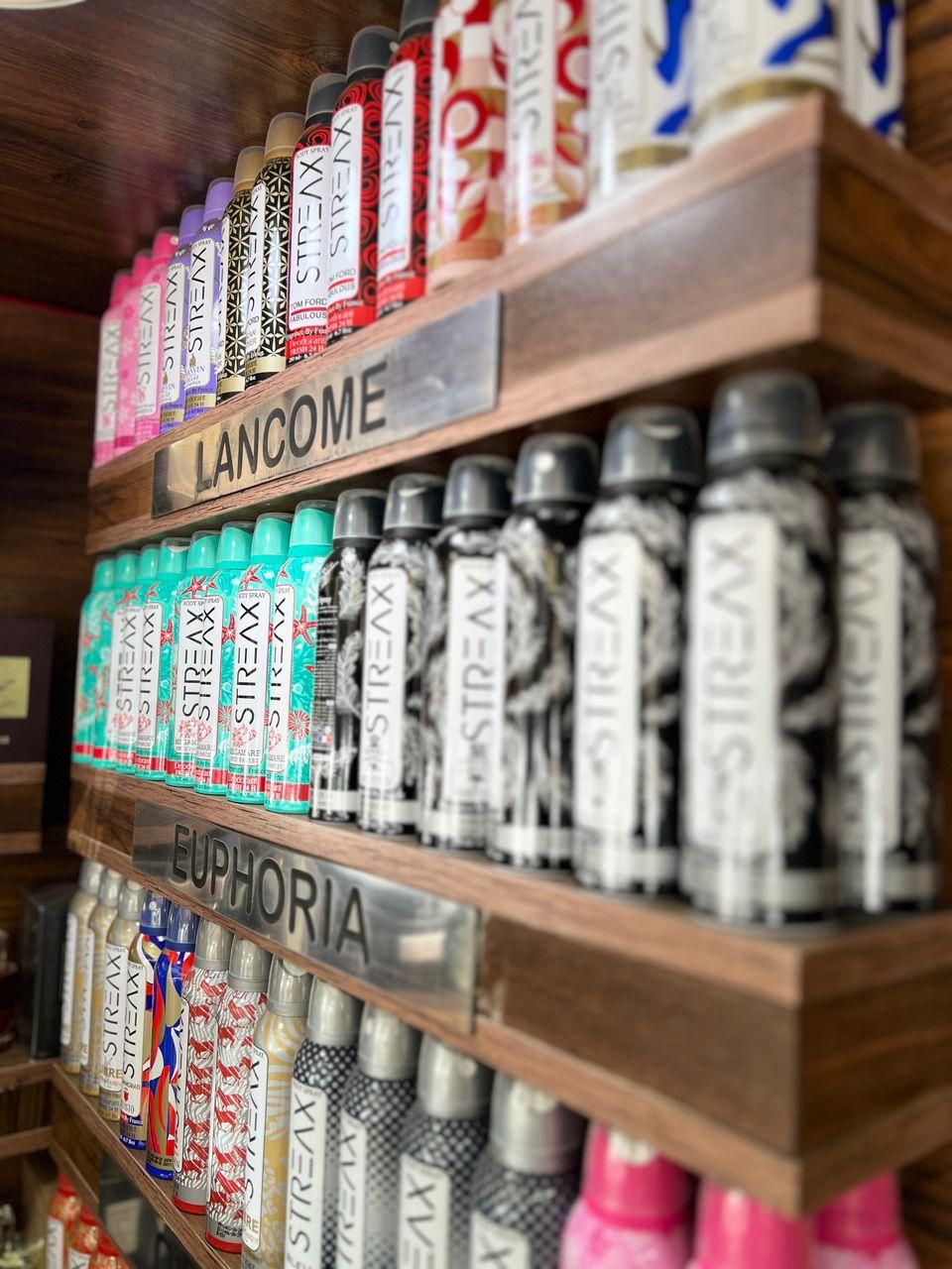 عطر و ادکلن لاکچری (عطر اصل خرده و عمده)|آرایشی، بهداشتی، درمانی|نسیمشهر, |دیوار