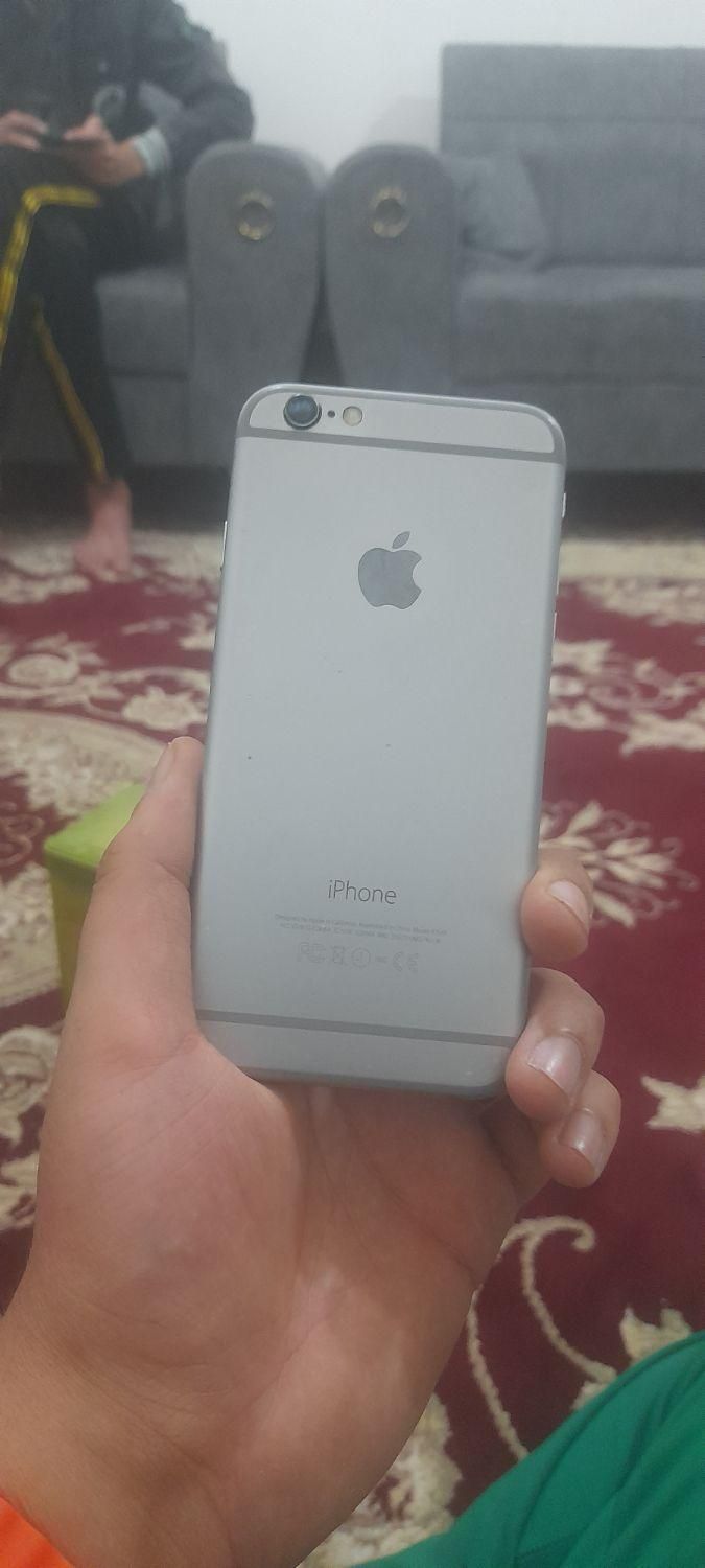 اپل iPhone 6 با حافظهٔ ۱۶ گیگابایت|موبایل|مشهد, بهار|دیوار