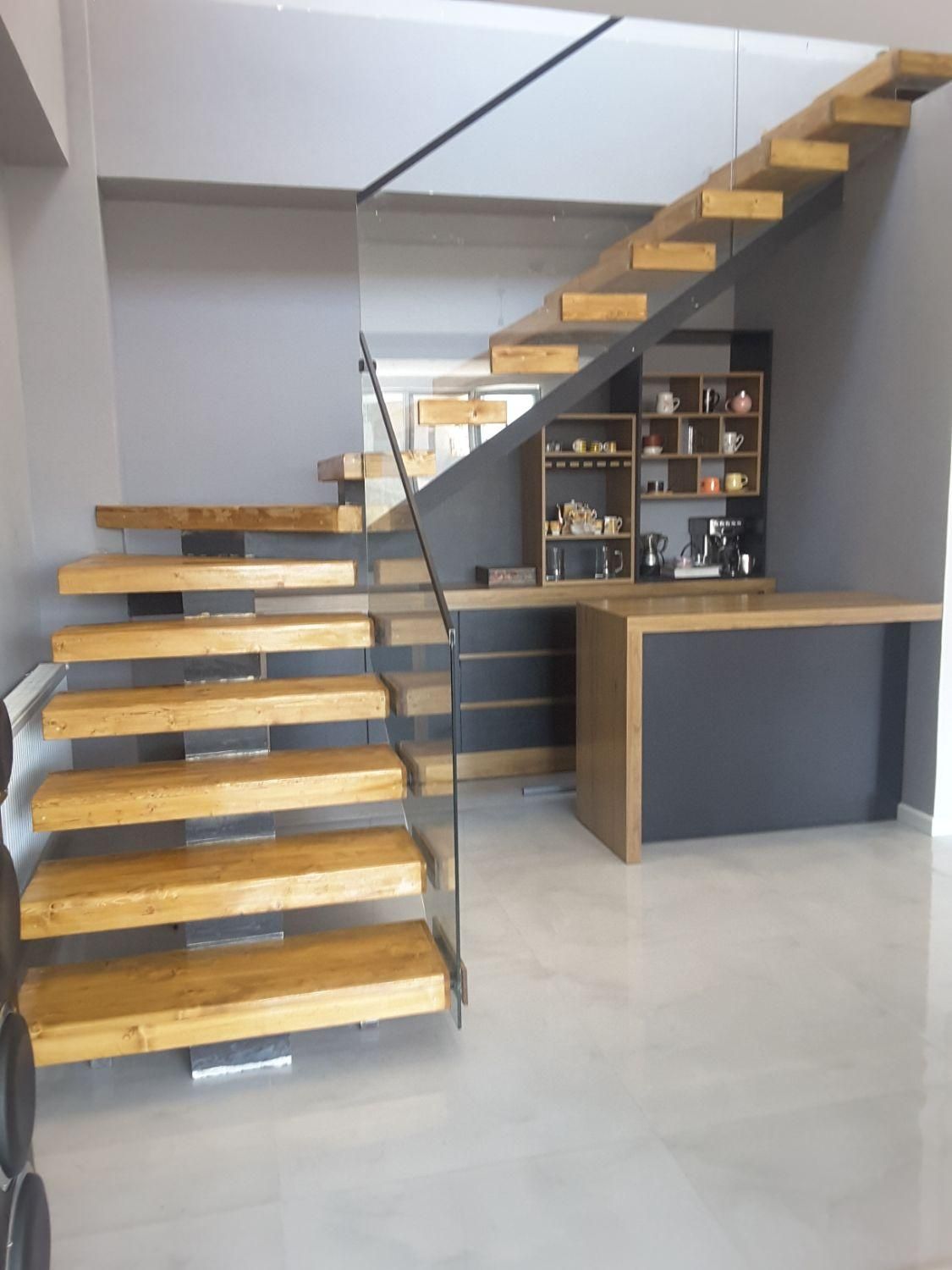 کسری چوب (نصب و تجهیز انواع پله های چوبی)پارکت|خدمات پیشه و مهارت|ارومیه, |دیوار