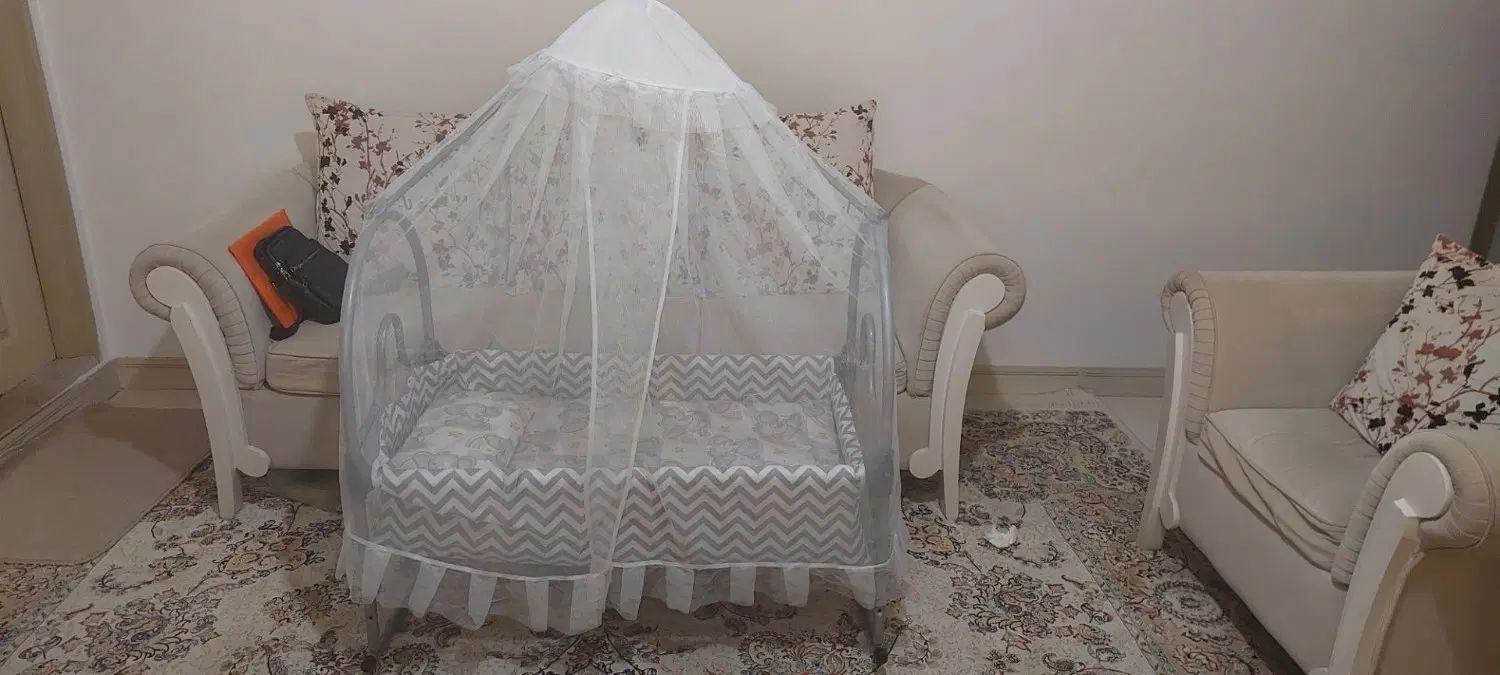گهواره نوزاد|تخت و صندلی بچه|تهران, جی|دیوار