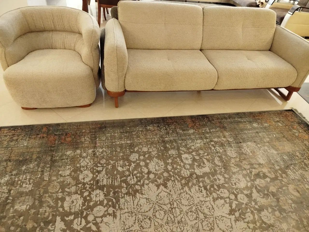 یک جفت فرش ماشینی ۹ متری Iranian Palace Carpet|فرش|تهران, ده‌ونک|دیوار