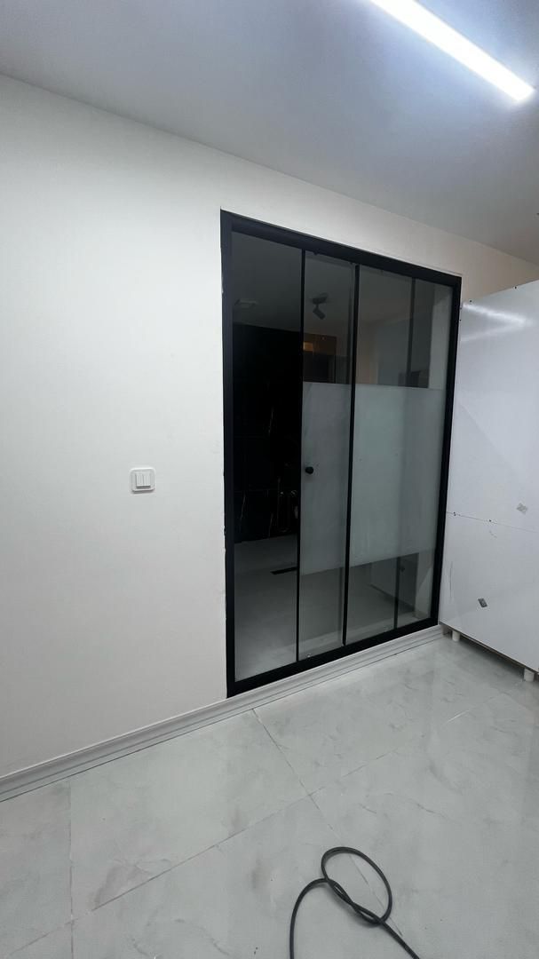 آپارتمان ۲۹۰ متری ۴ خوابه بر خیابان امام خمینی|فروش آپارتمان|بندرعباس, |دیوار