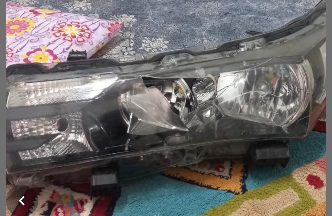 چراغ تویوتا کرولا ۲۰۱۴ و ۲۰۱۵ سمت راننده فابریک|قطعات یدکی و لوازم جانبی|اهواز, معین زاده|دیوار