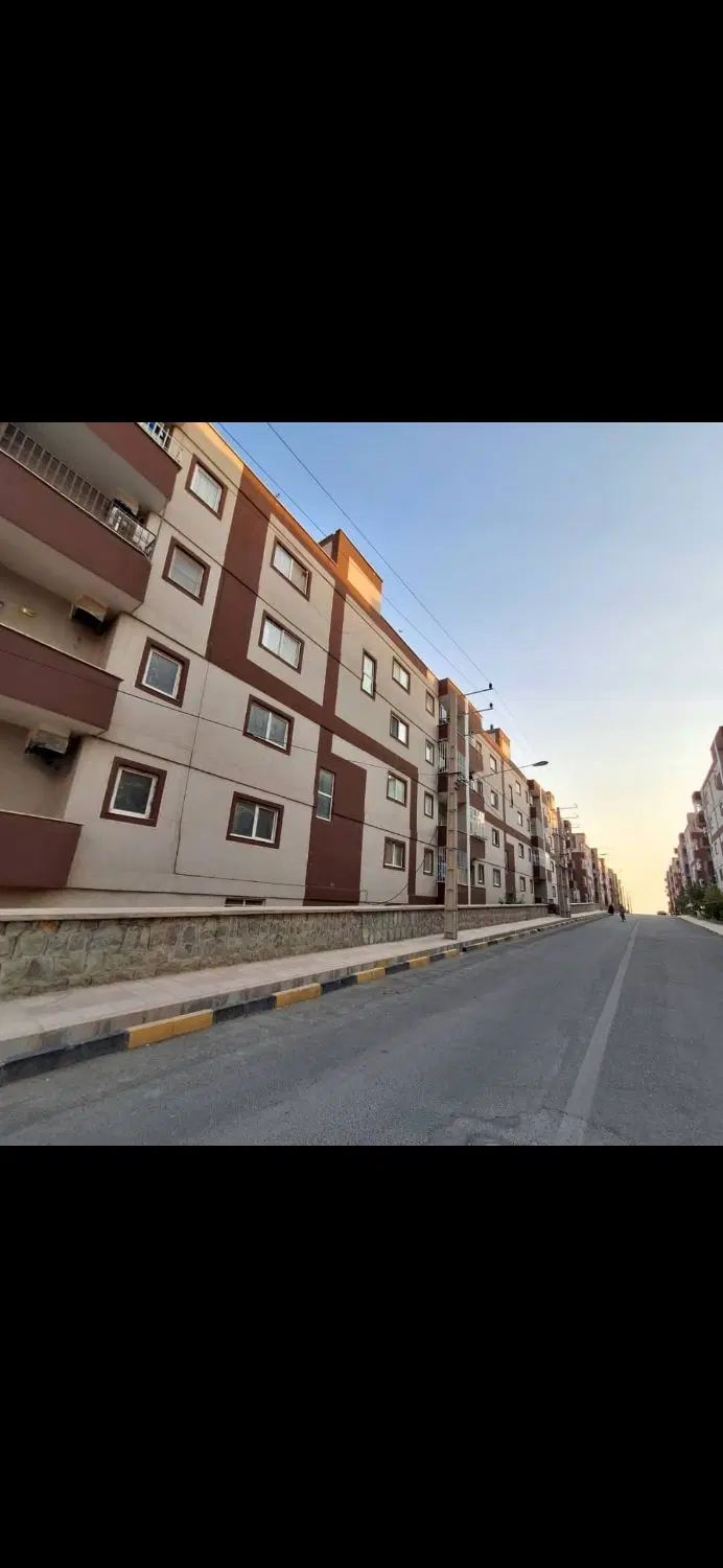 فول /پارکینگ انباری سندی /جهت سکونت سرمایه‌گذاری|فروش آپارتمان|هشتگرد, شهرک گلها|دیوار