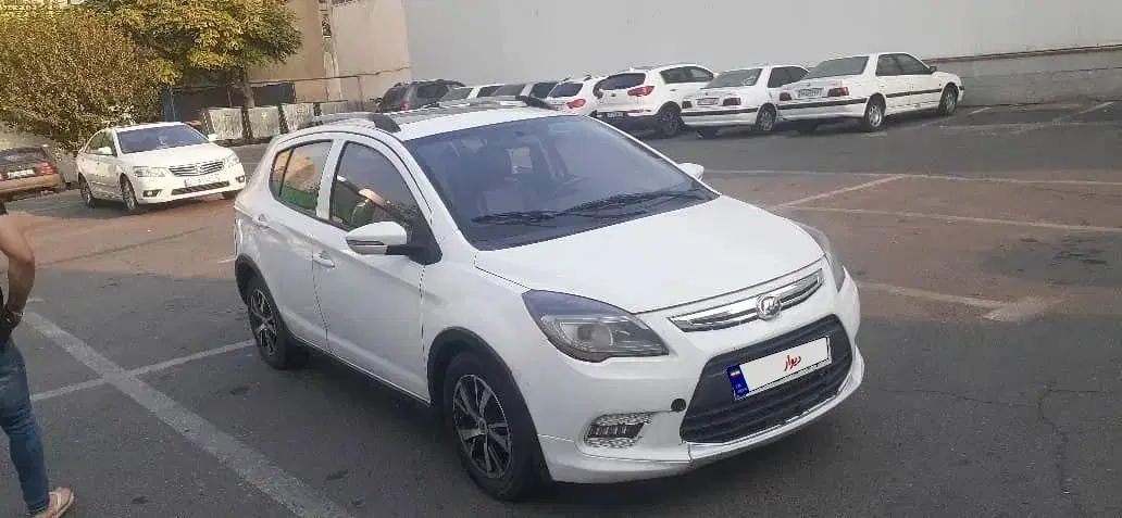 لیفان x50 فروش یا معاوضه با دنده اتومات|خودرو سواری و وانت|تهران, عباس‌آباد|دیوار