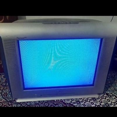 تلویزیون الجی 21اینچ قدیمی|تلویزیون و پروژکتور|بهبهان, |دیوار