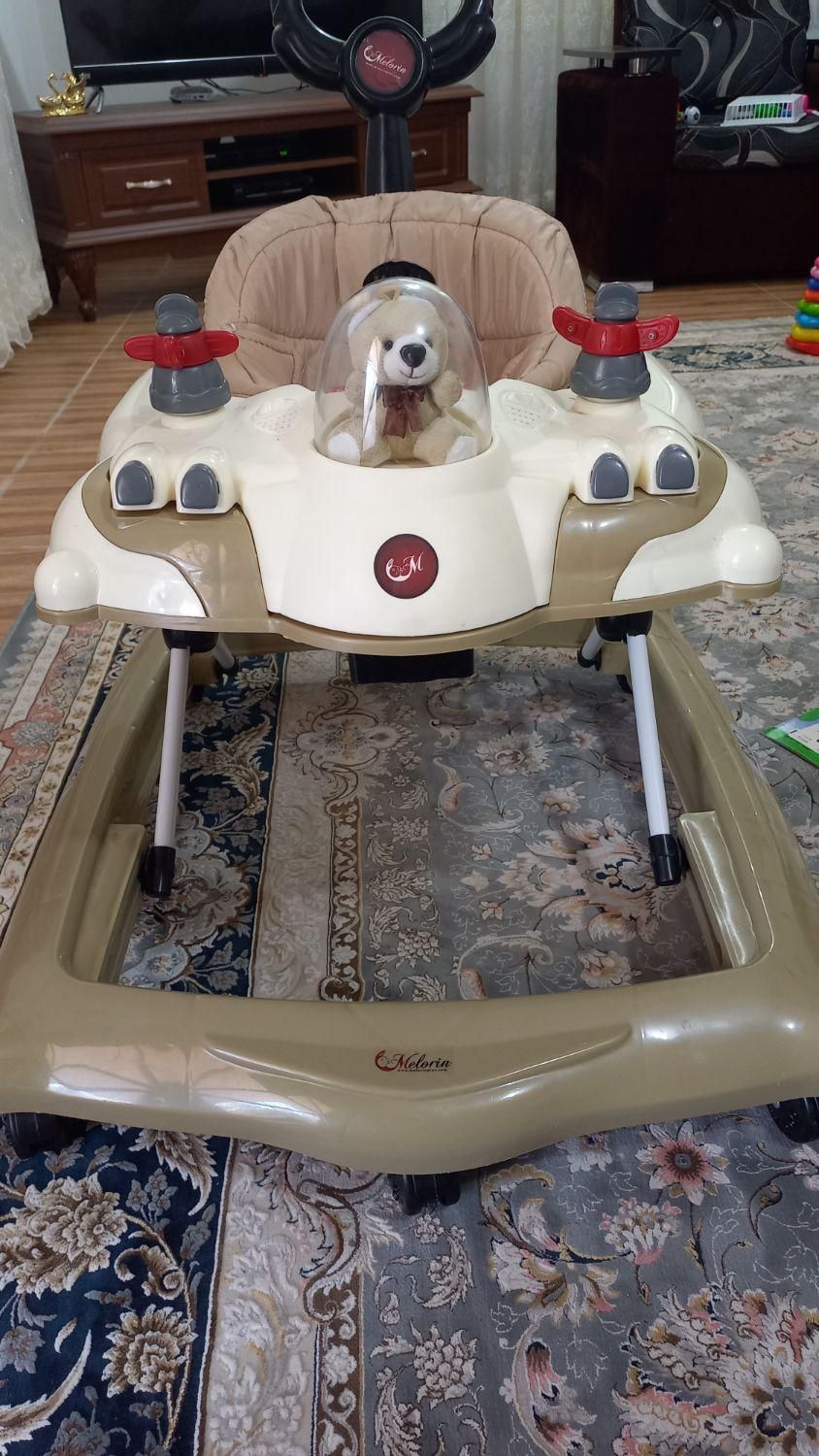 روروئک بچه|کالسکه و لوازم جانبی|رشت, حومه رشت|دیوار